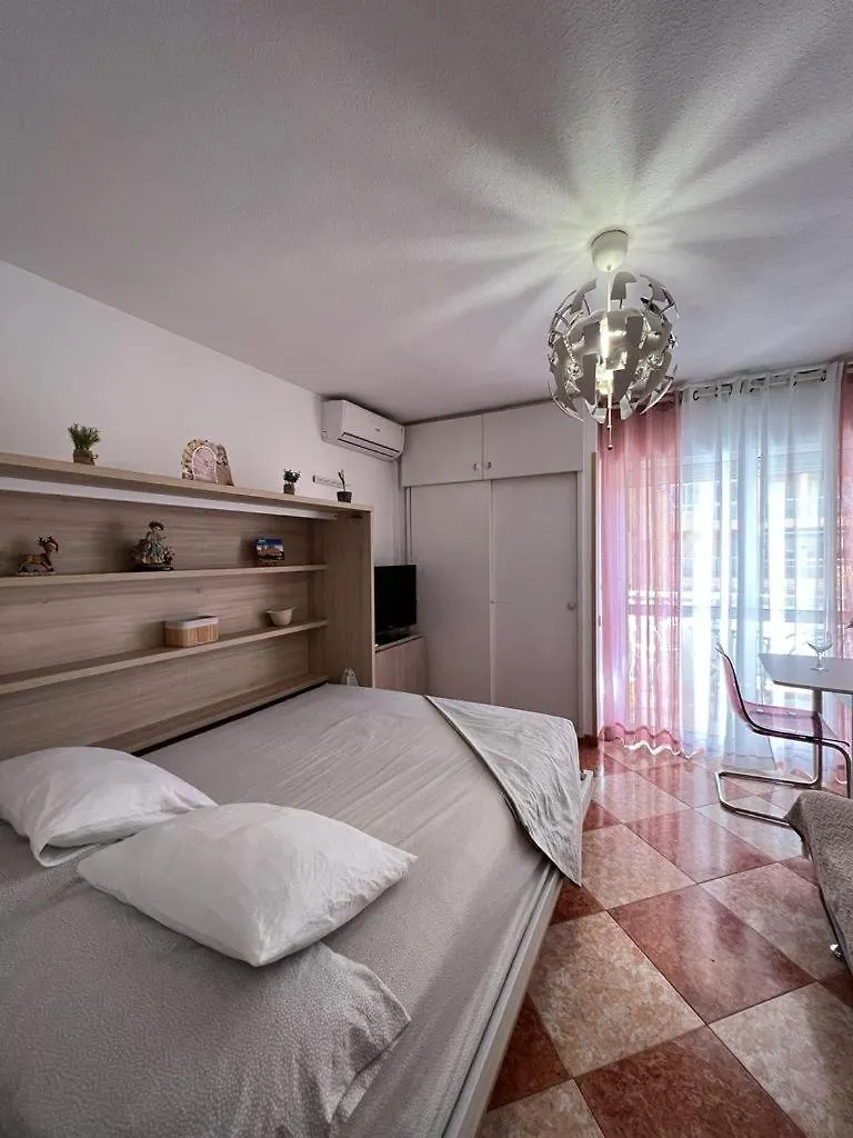 Estudio Muy Centrico Apartment Benalmadena 0*,  Spain